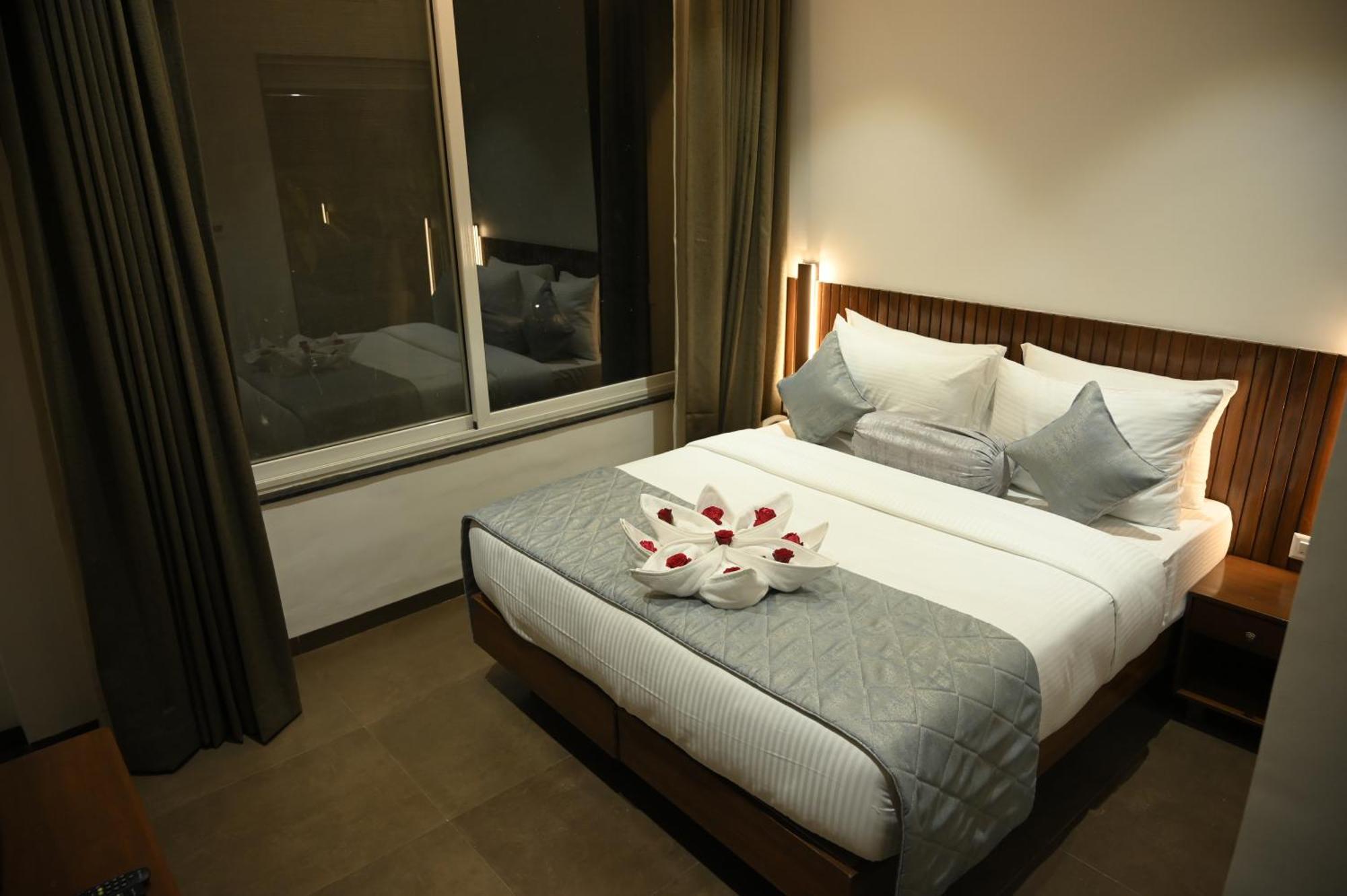 Mango Leaf Lake Resort Malkhed Exterior foto