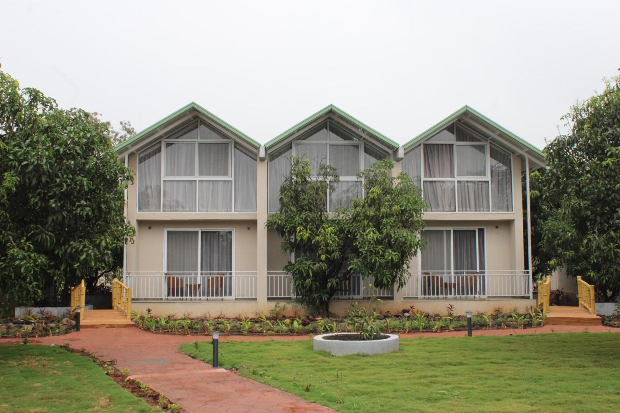 Mango Leaf Lake Resort Malkhed Exterior foto