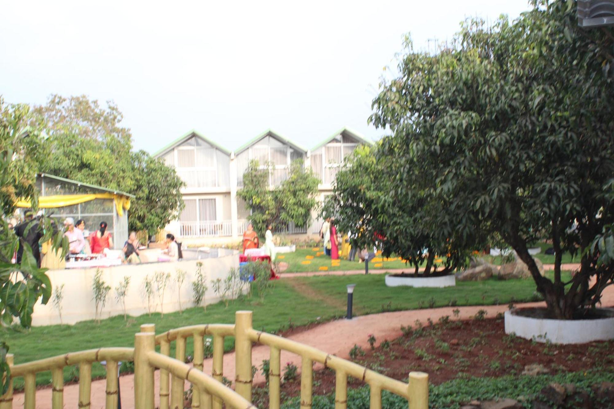 Mango Leaf Lake Resort Malkhed Exterior foto